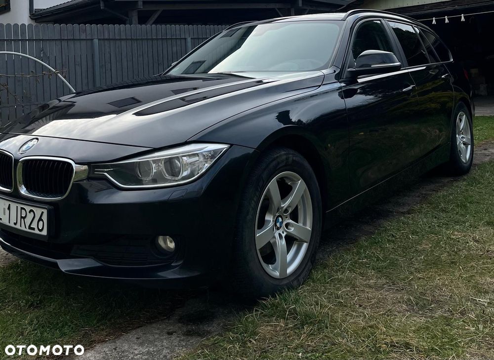 BMW Seria 3 320d xDrive Sport Line - 25