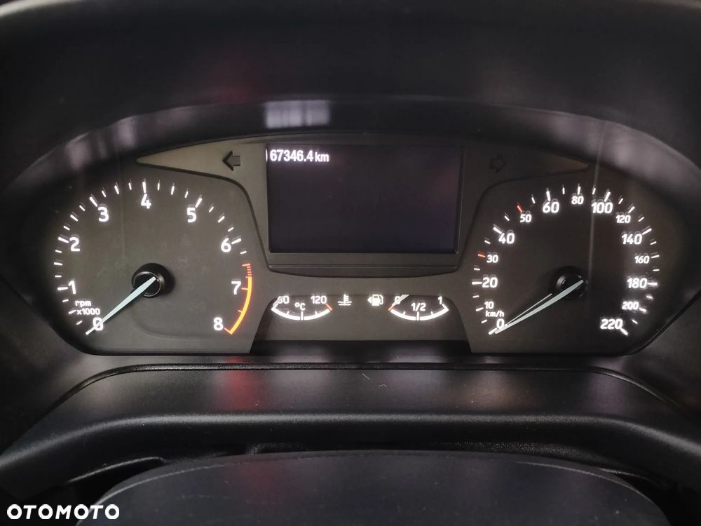 Ford Fiesta 1.0 EcoBoost S&S ST-LINE - 29