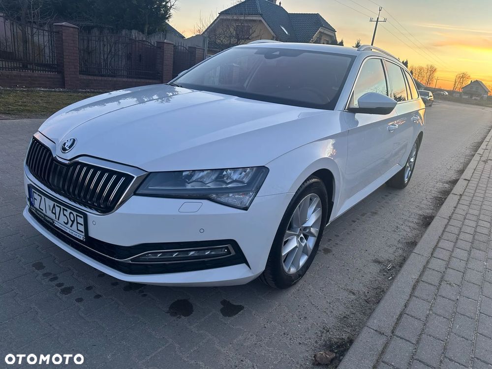Skoda Superb 2.0 TDI Style DSG7 - 2