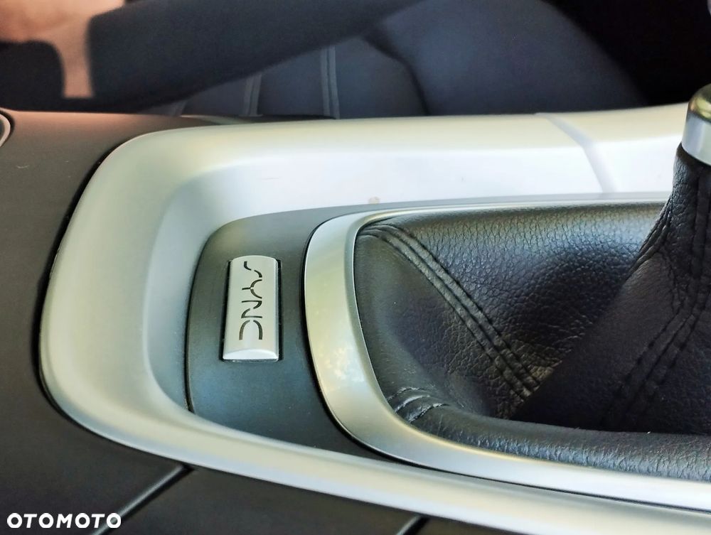 Ford Mondeo 1.5 EcoBoost Trend - 11