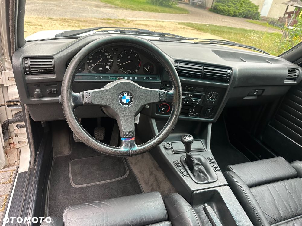 BMW Seria 3 - 12