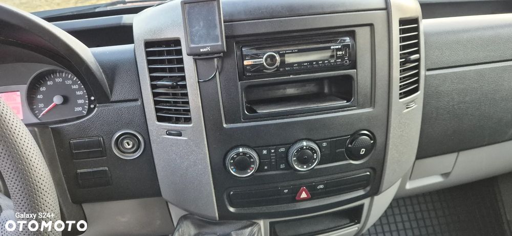Volkswagen CRAFTER - 21