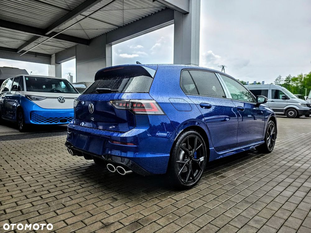 Volkswagen Golf 2.0 TSI 4Motion R DSG - 6