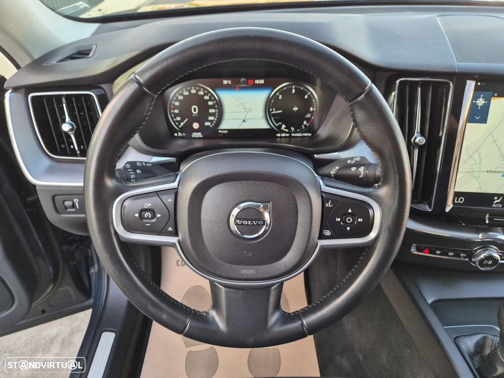 Volvo XC 60 2.0 D4 Momentum Plus - 15