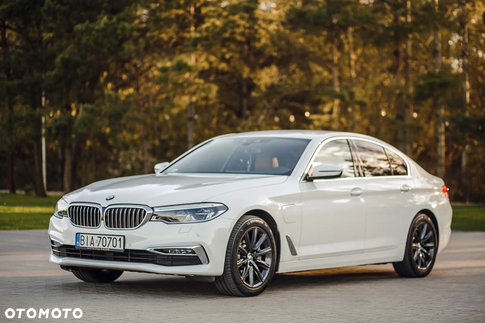 BMW Seria 5 530e iPerformance xDrive Luxury Line - 14