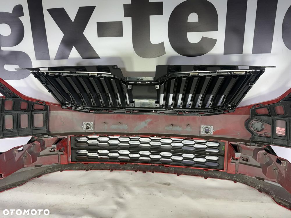 Skoda Octavia III Lift Zderzak Przód Przedni 4xPDC LF3K Sprysk 5E0807221N 16-20 - 9