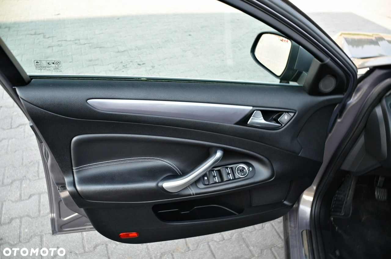 Ford Mondeo - 14