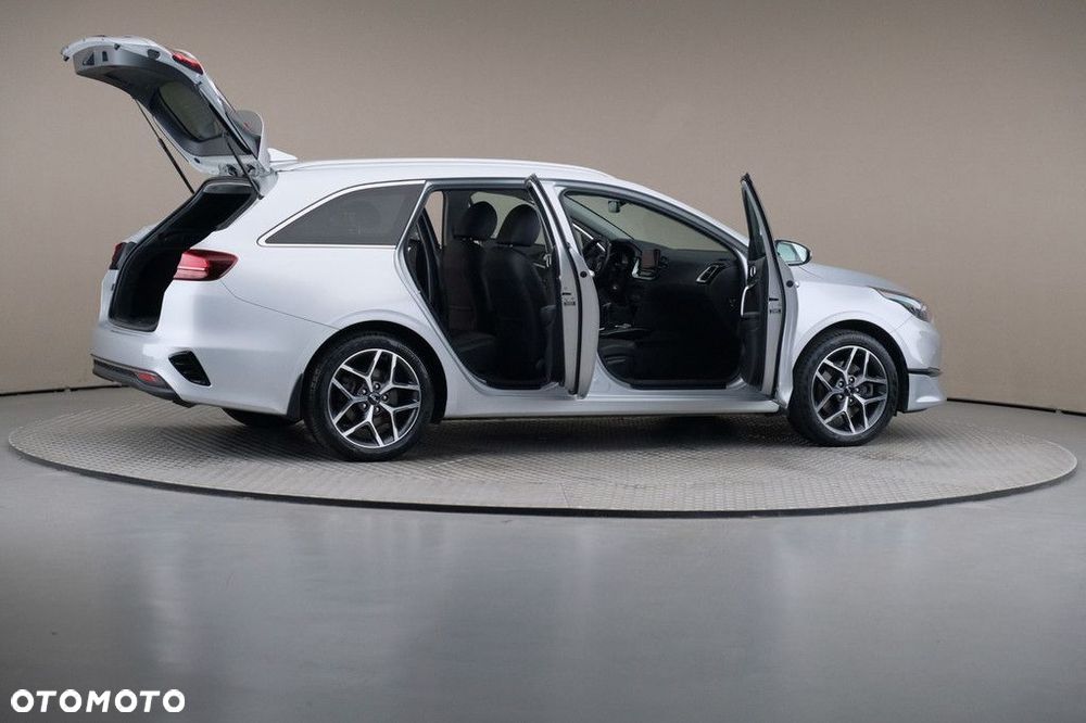 Kia Ceed - 6