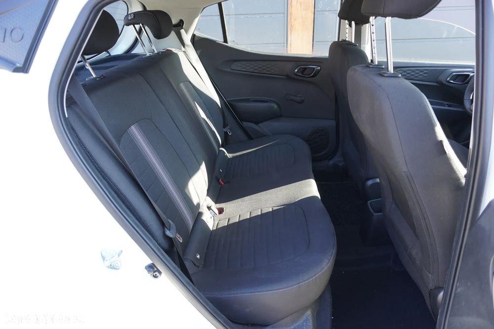 Hyundai i10 1.0 Trend - 11