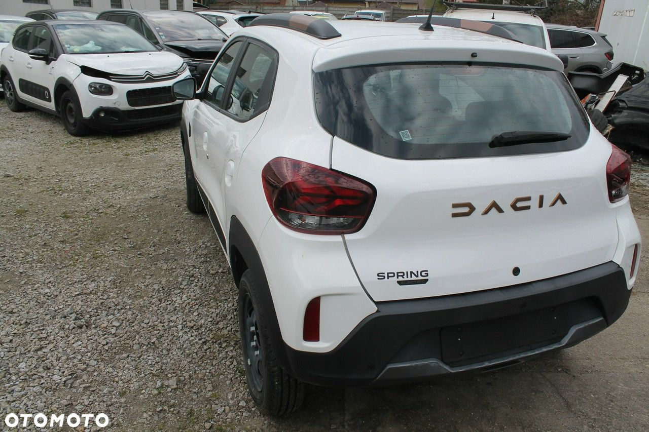 Dacia Spring - 7