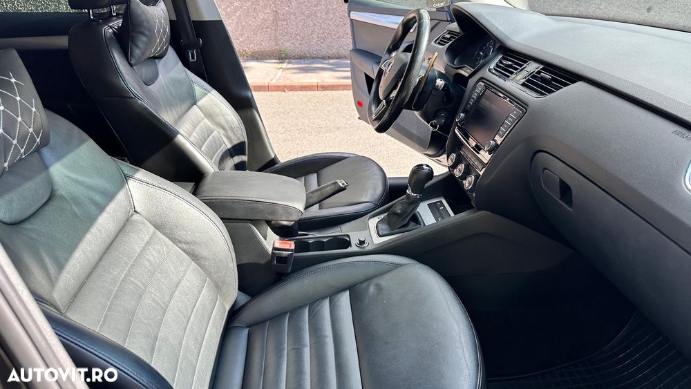 Skoda Octavia 2.0 TDI 4x4 DSG Style - 12