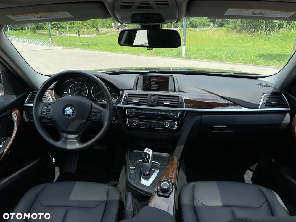 BMW Seria 3 - 29