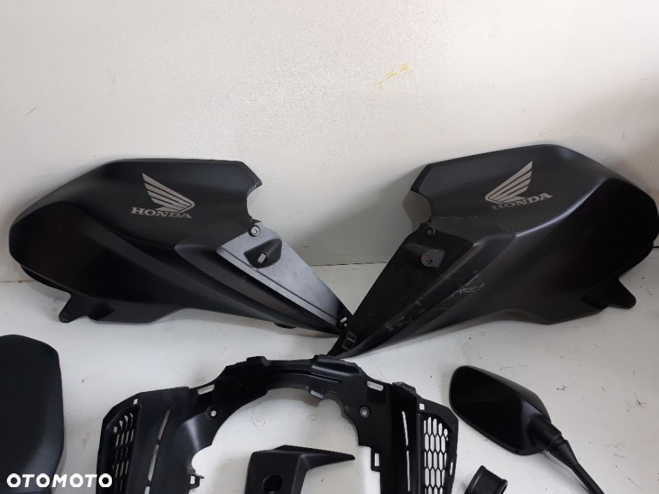 Honda CB 125 R chłodnica set owiewka lusterko kierownica - 2