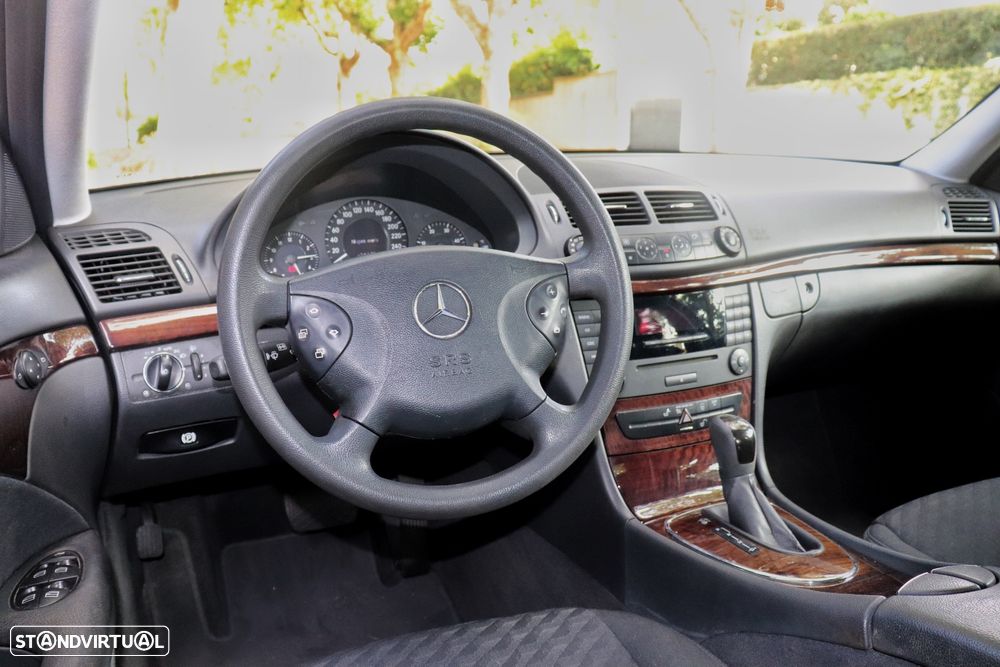 Mercedes-Benz E 200 CDI Auto Classic - 20
