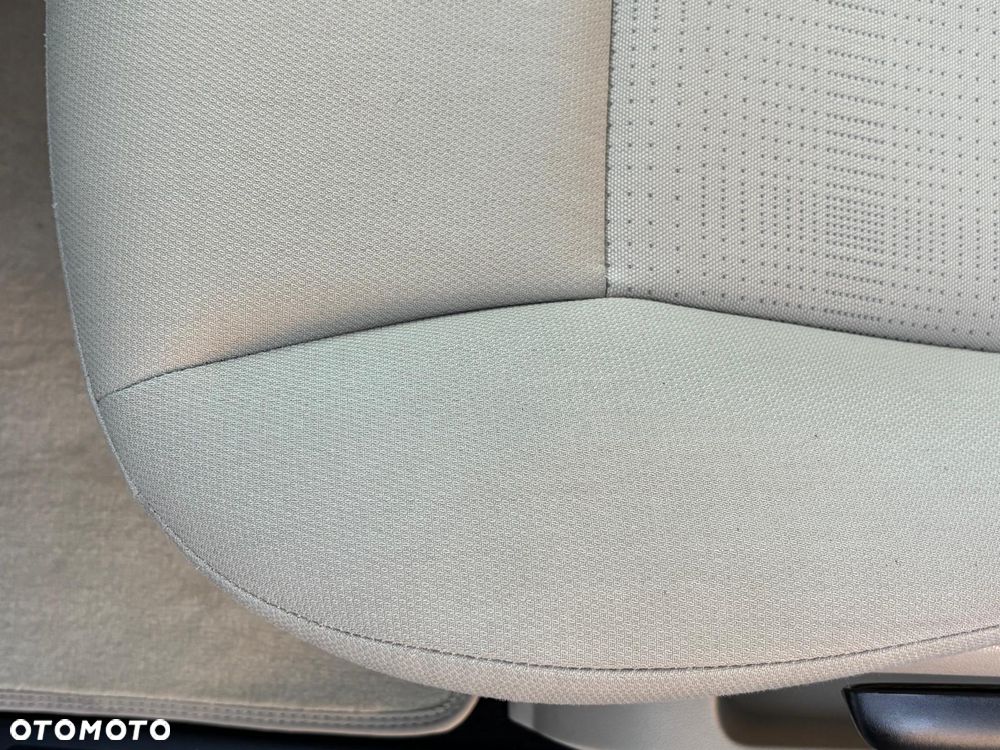 Mercedes-Benz Klasa A 160 Classic BlueEff EU5 - 27