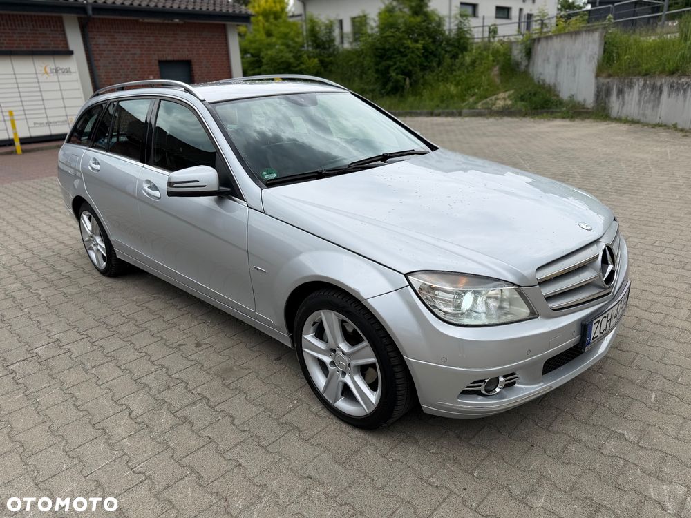 Mercedes-Benz Klasa C 180 Kompressor Automatik BlueEFFICIENCY Avantgarde - 4