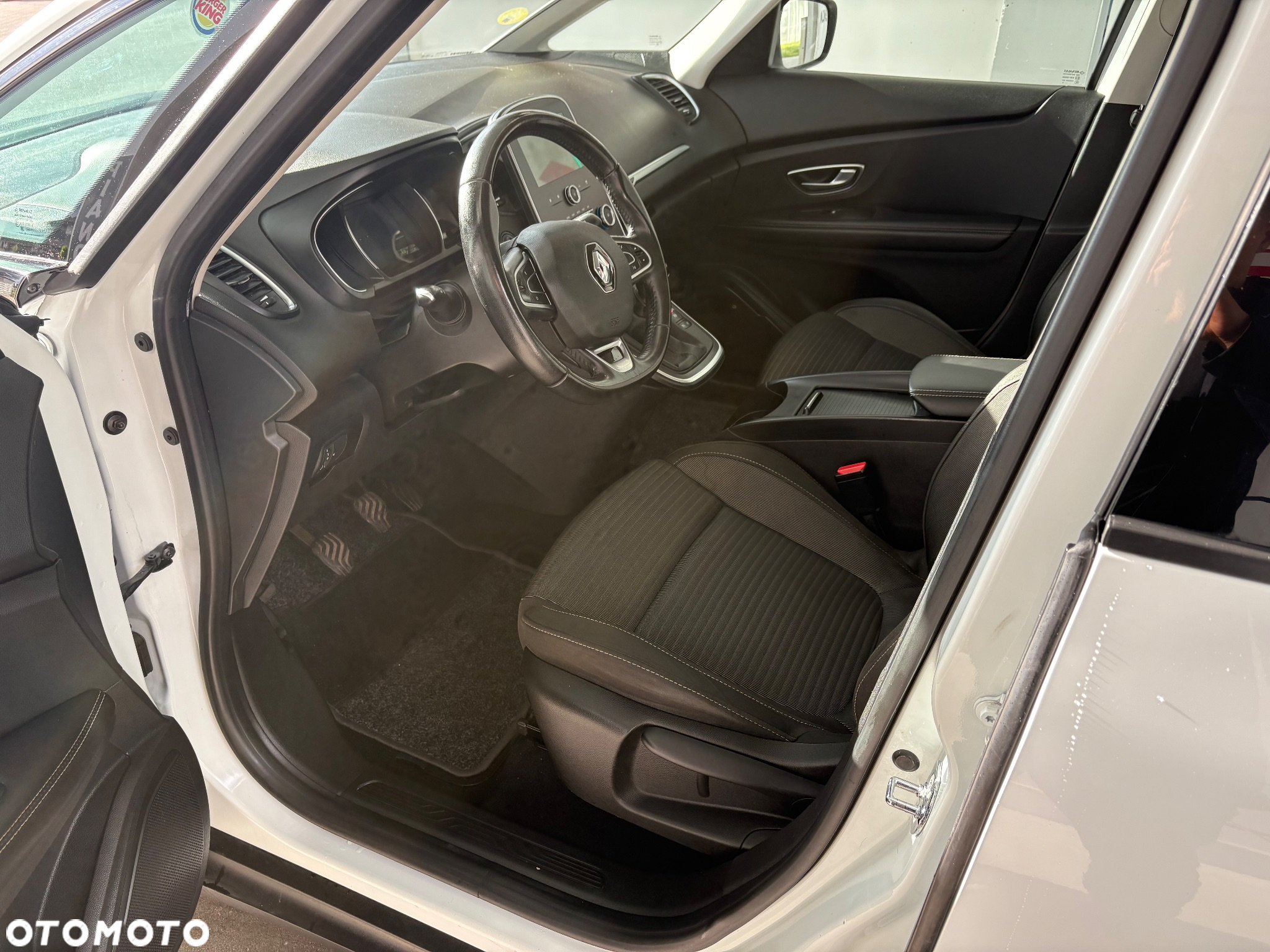 Renault Scenic - 13