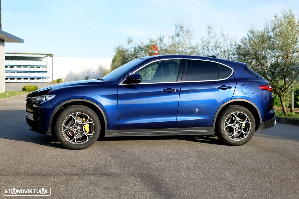 Alfa Romeo Stelvio 2.0 T Veloce Q4 AT8 - 7