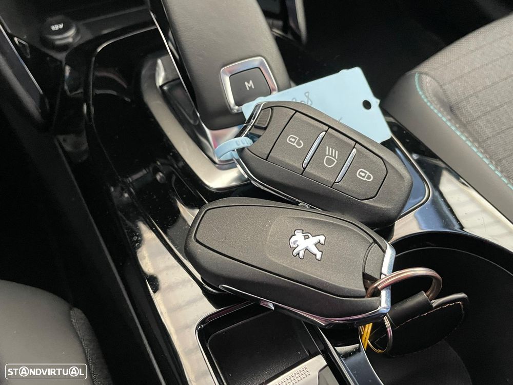 Peugeot 208 1.2 PureTech Allure Pack EAT8 - 26