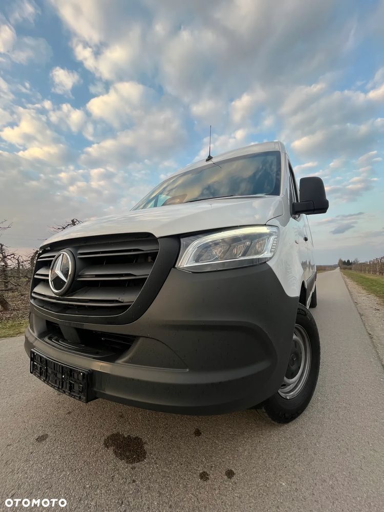 Mercedes-Benz 314 eSprinter Furgon 3.5t - 2
