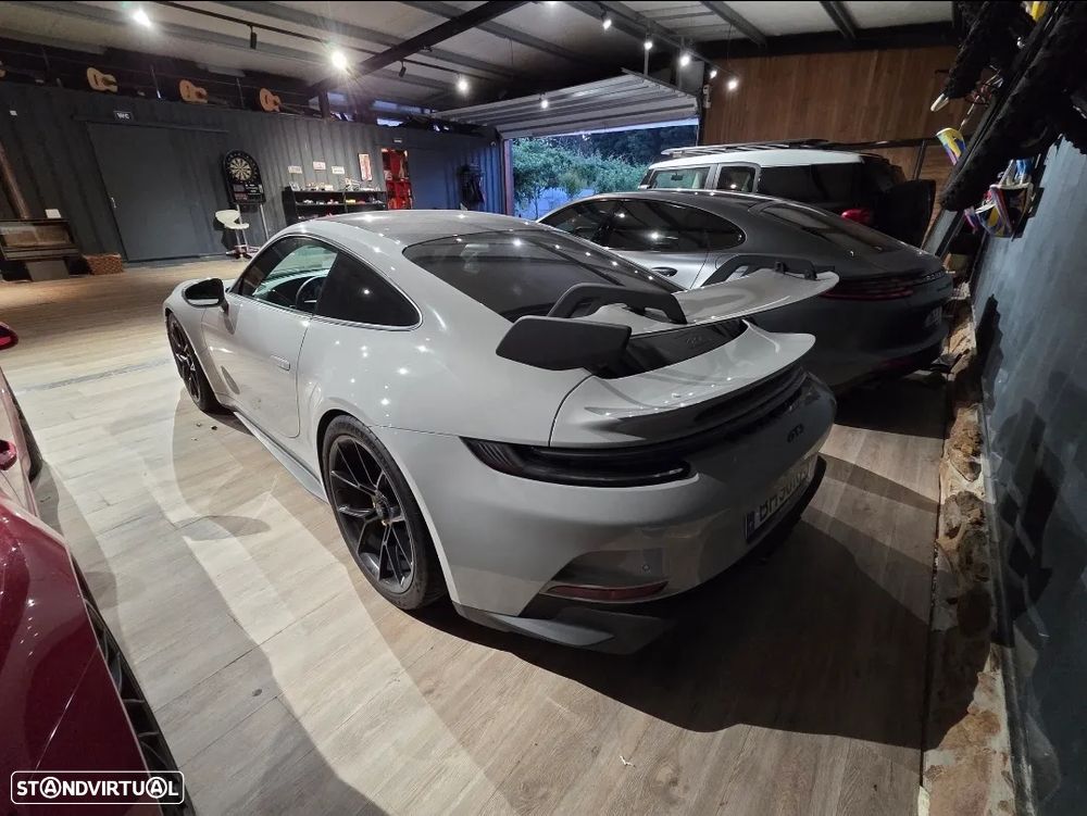 Porsche 911 (992) - 14