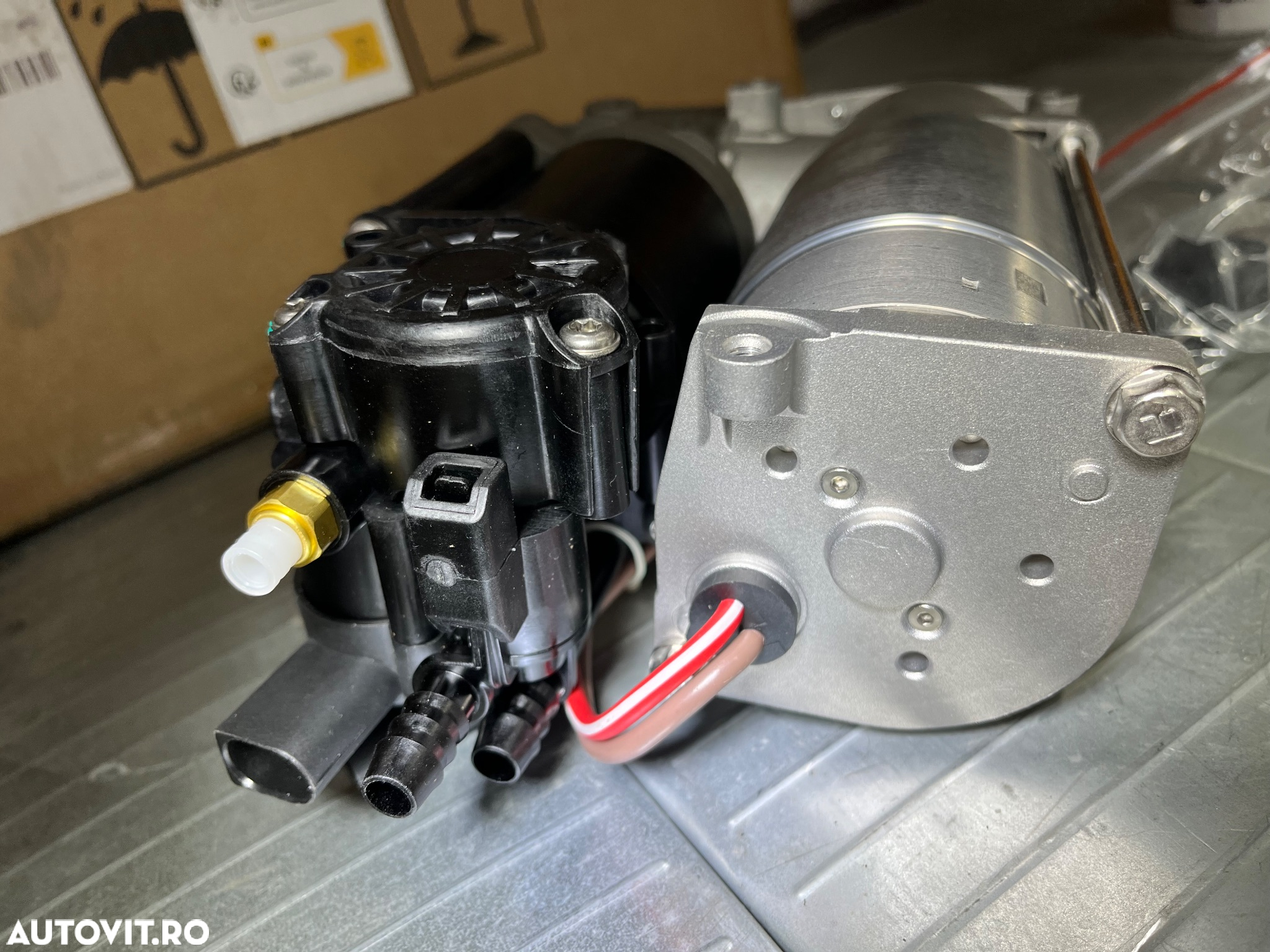 Compresor perna aer bmw f01 f11 f07 perna fata spate bloc de valve - 5