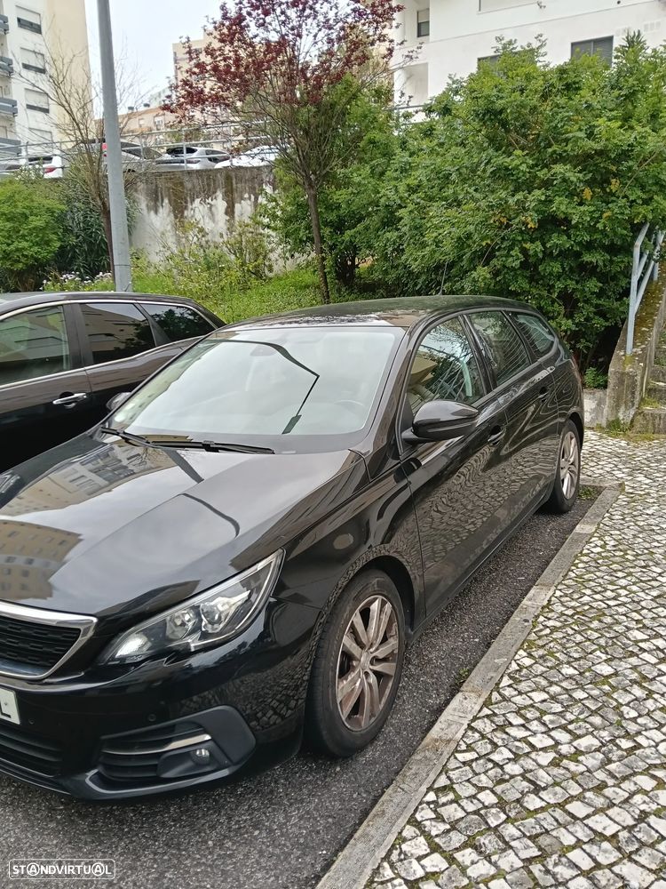 Peugeot 308 SW PureTech 130 GPF Stop & Start Allure Business-Pack - 4