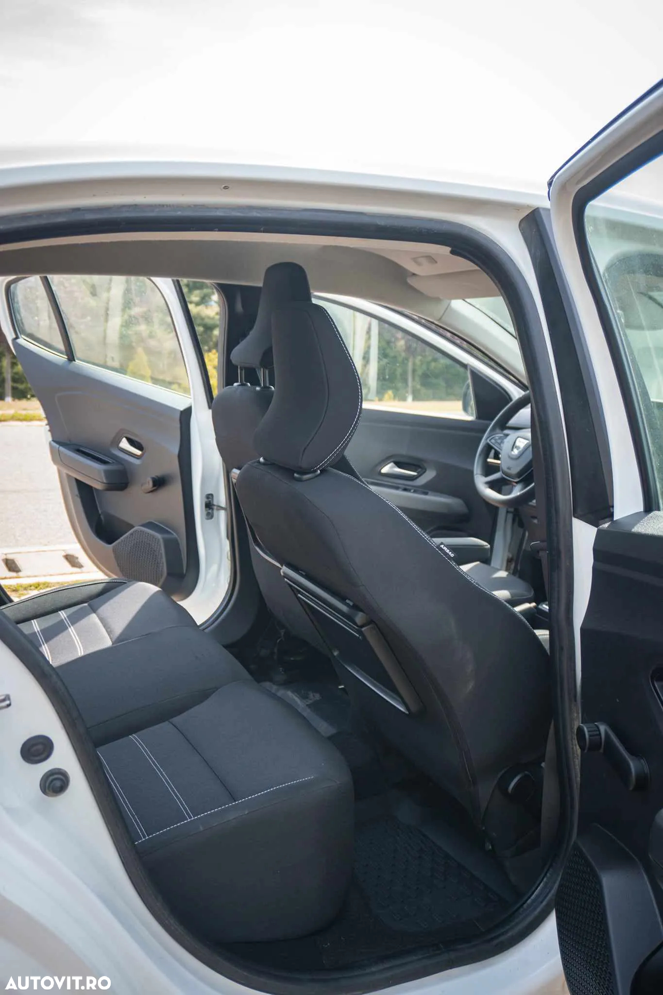 Dacia Logan ECO-G 100 MT6 Comfort - 25