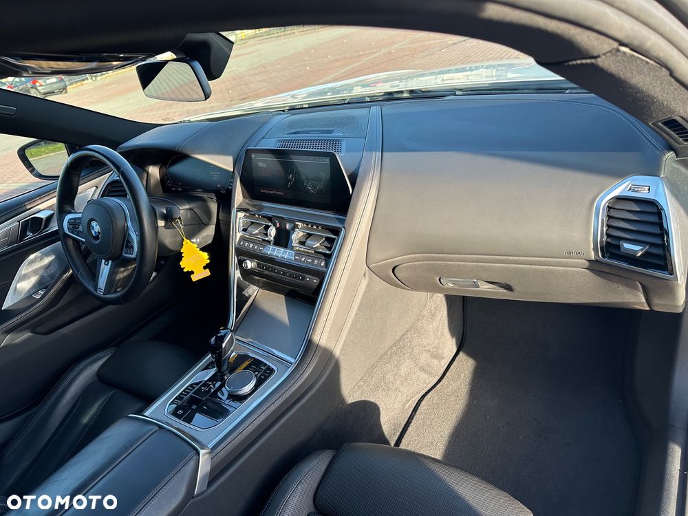 BMW Seria 8 M850i xDrive Gran Coupe - 28