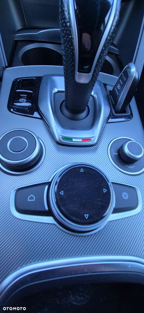Alfa Romeo Stelvio 2.0 Turbo Veloce Q4 - 22