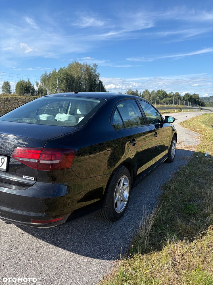 Volkswagen Jetta 2.0 TDI DPF BMT Trendline - 7