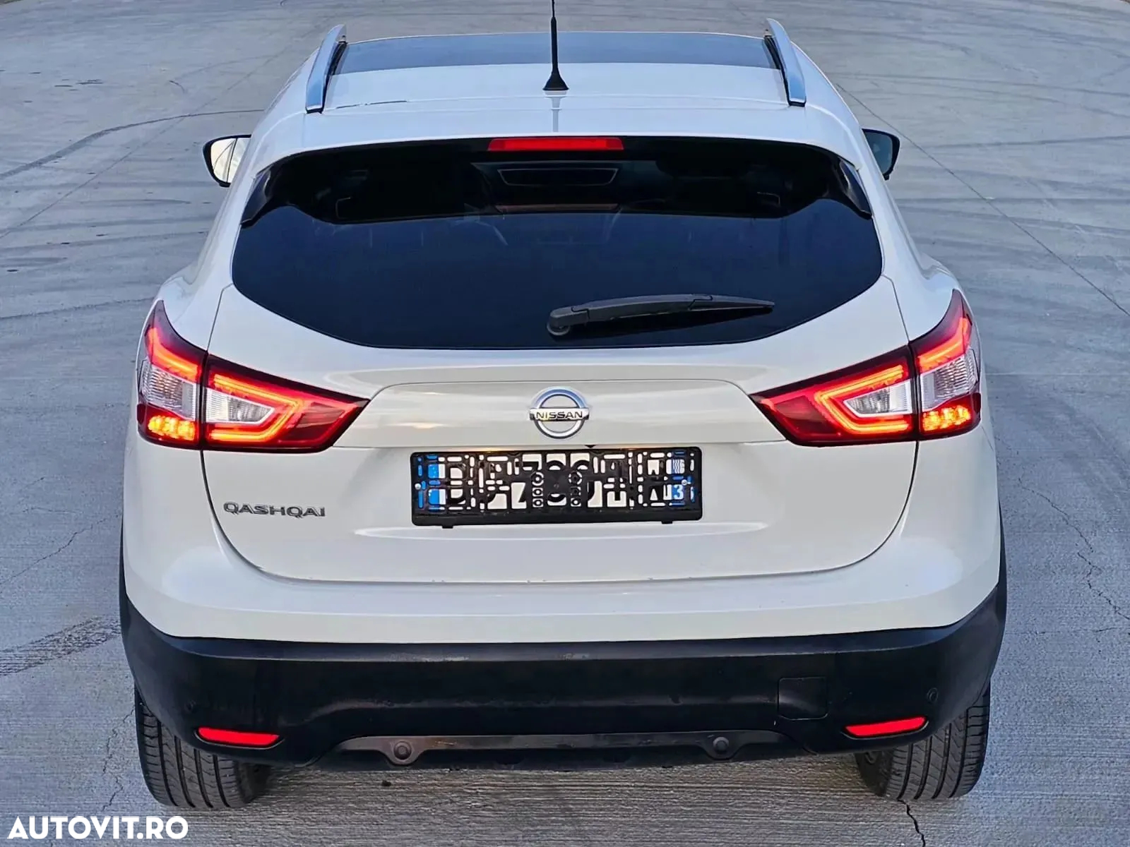Nissan Qashqai 1.6 DCI ALL-MODE 4x4i TEKNA+ - 23