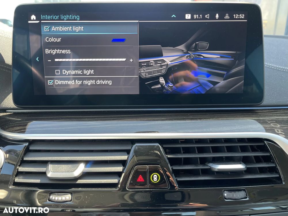BMW Seria 5 530e Aut. Luxury Line - 23