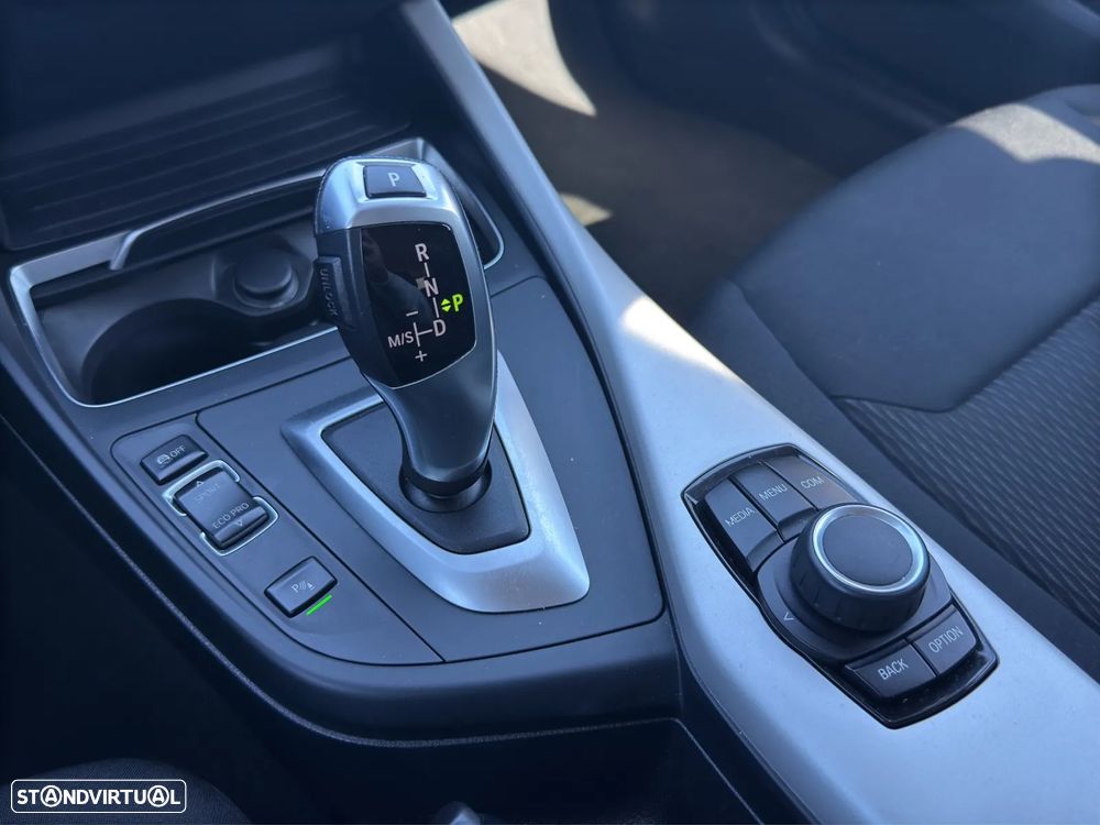 BMW 116 d Advantage Auto - 10