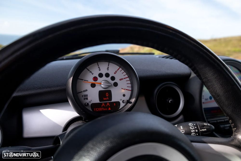 MINI 3 Portas Cooper D - 13