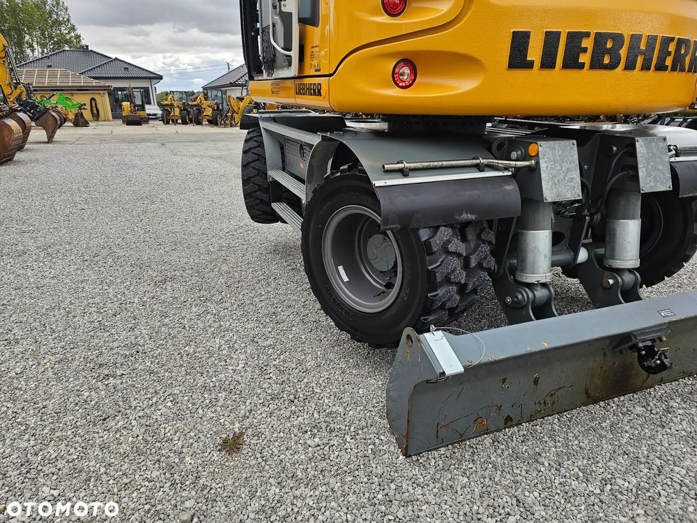 Liebherr A 912 Compact - 34