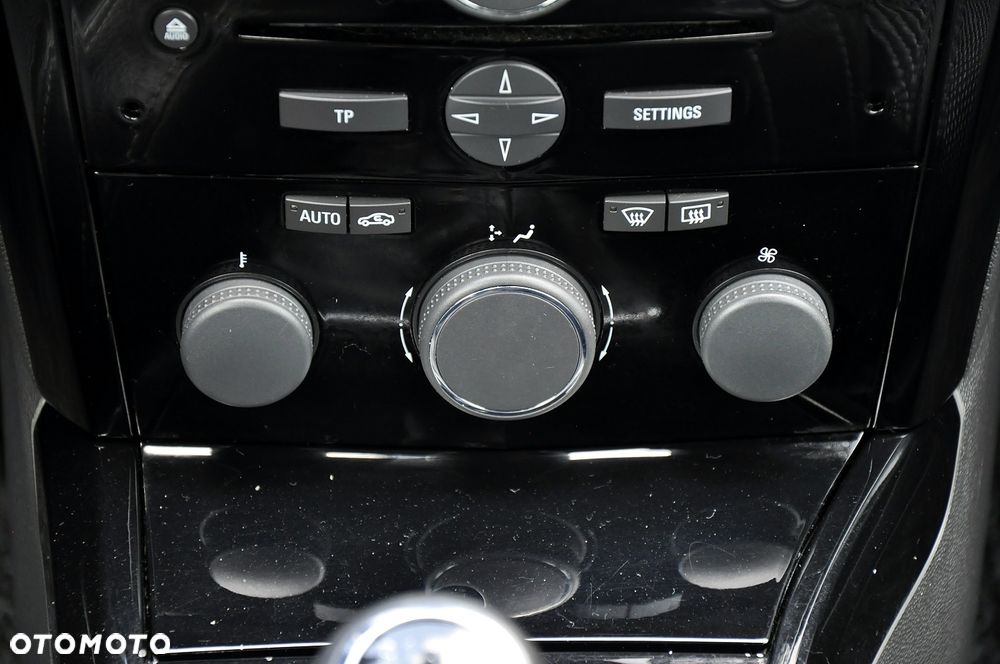 Opel Astra 1.6 Turbo Sport - 21