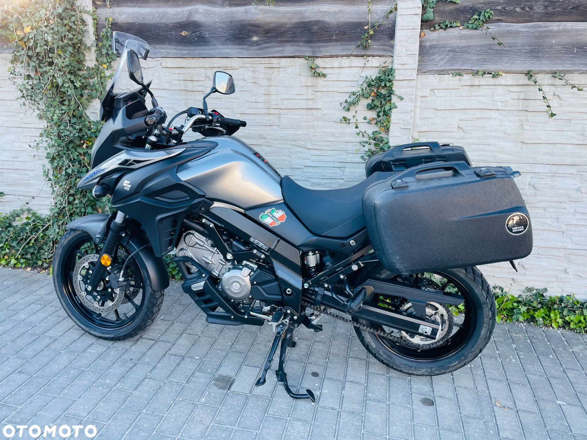 Suzuki V-STROM - 8