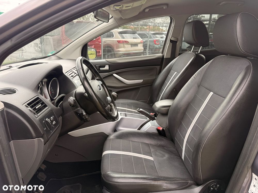 Ford Kuga 2.0 TDCi 4x4 Champions Edition - 8