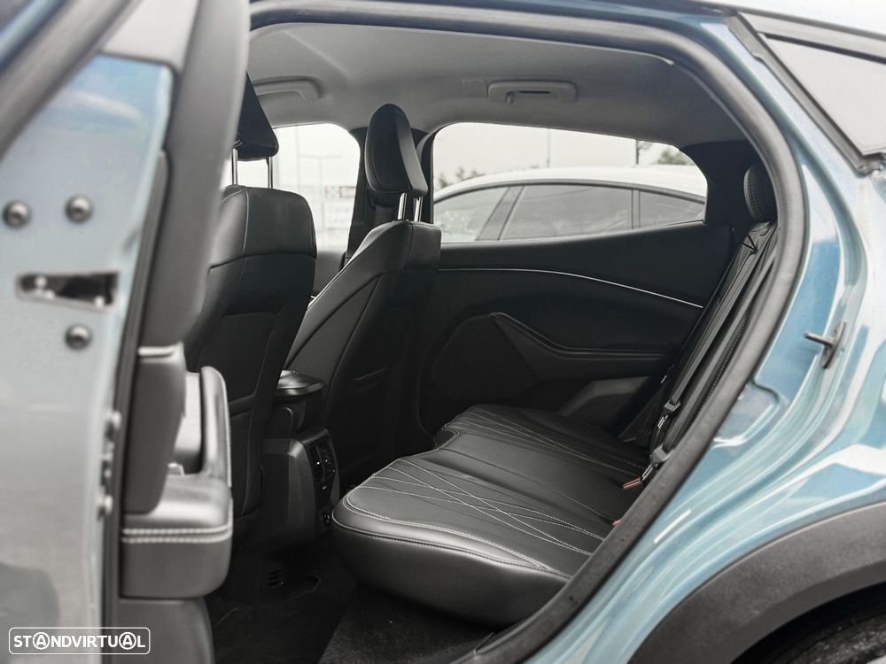 Ford Mustang Mach-E 75.7 kWh Base - 9