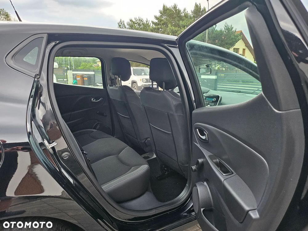 Renault Clio 1.2 16V 75 LIMITED - 22