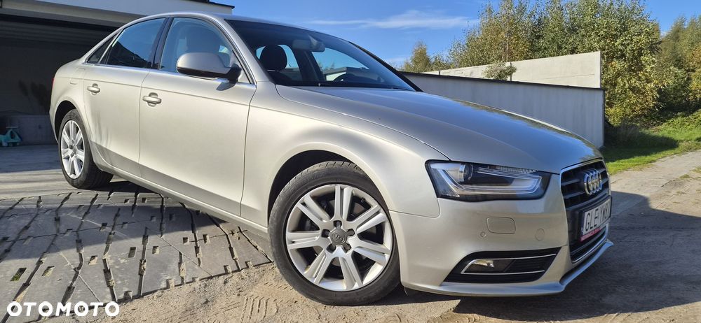 Audi A4 Limousine - 11
