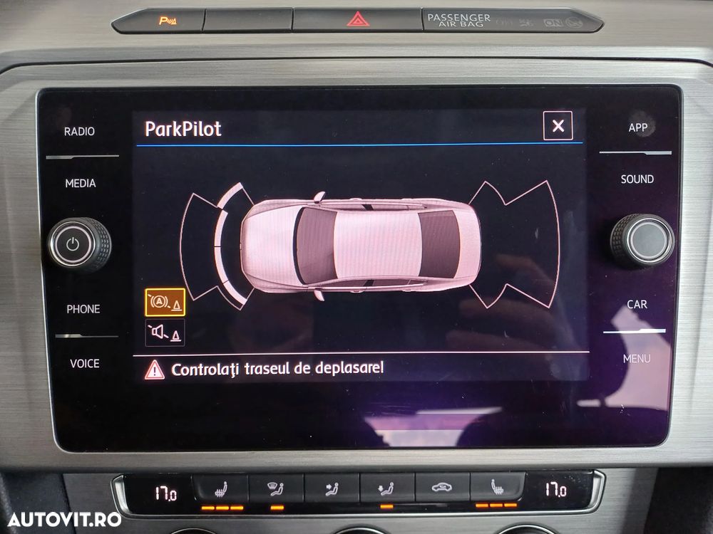 Volkswagen Passat - 23
