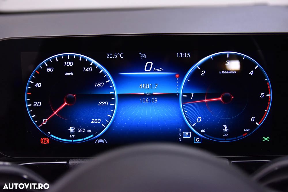 Mercedes-Benz GLA 200 d Aut. - 10