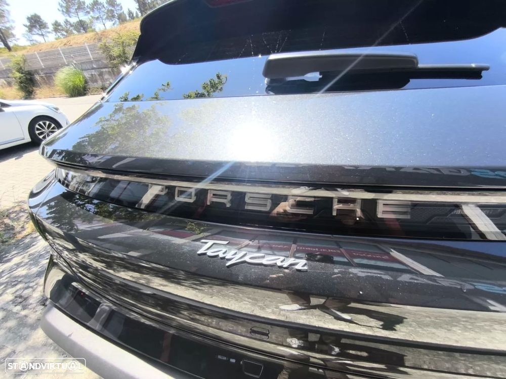 Porsche Taycan Sport Turismo Black Edition - 20