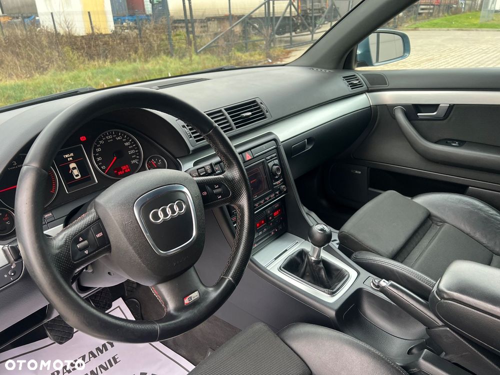 Audi A4 Avant 2.0 TDI DPF - 18