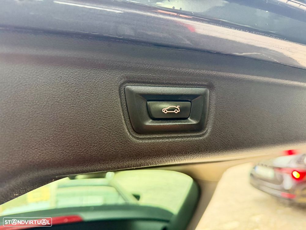 BMW 320 d Auto - 26
