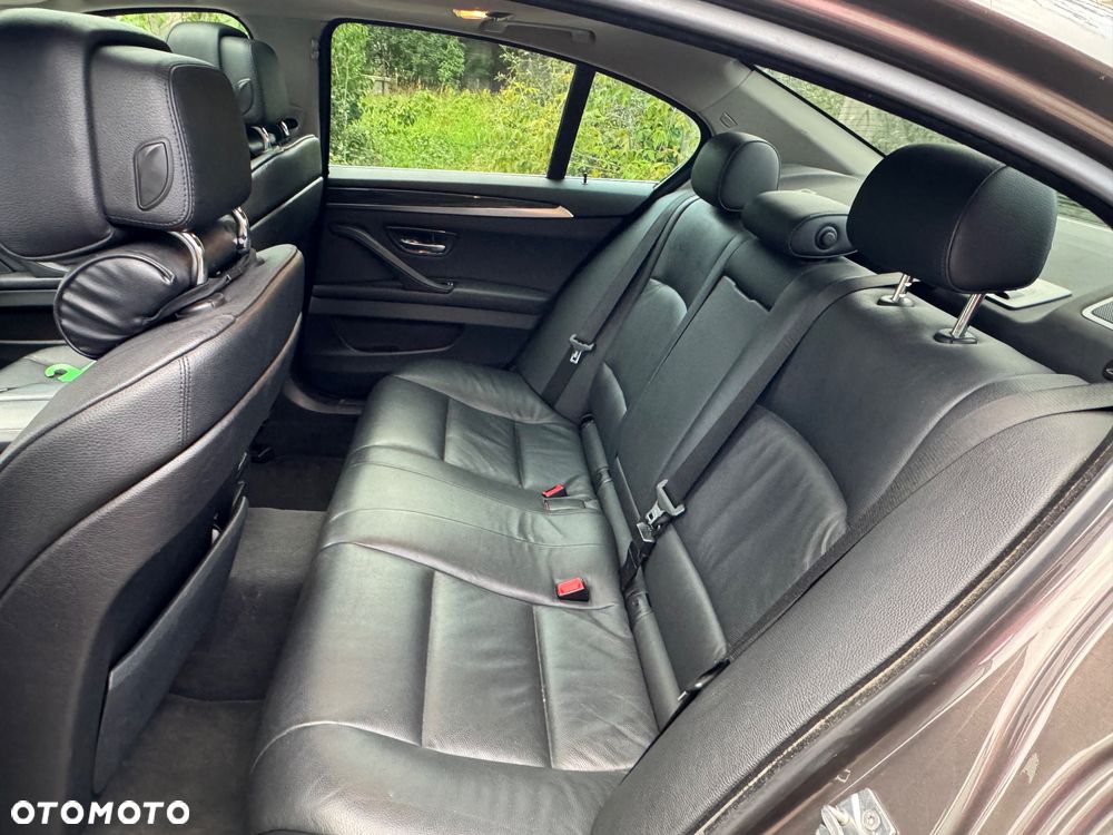 BMW Seria 5 520d Edition Fleet Sport - 12