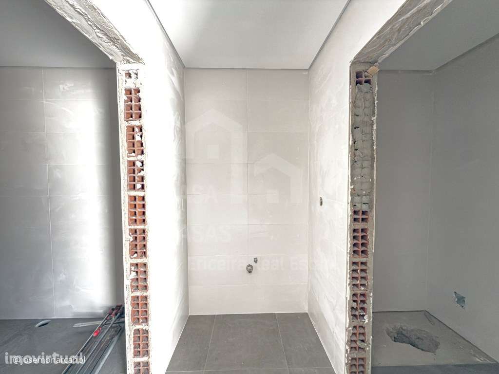 Vende Loja - Mafra, Ericeira 10 km, A Casa das Casas - Grande imagem: 5/12