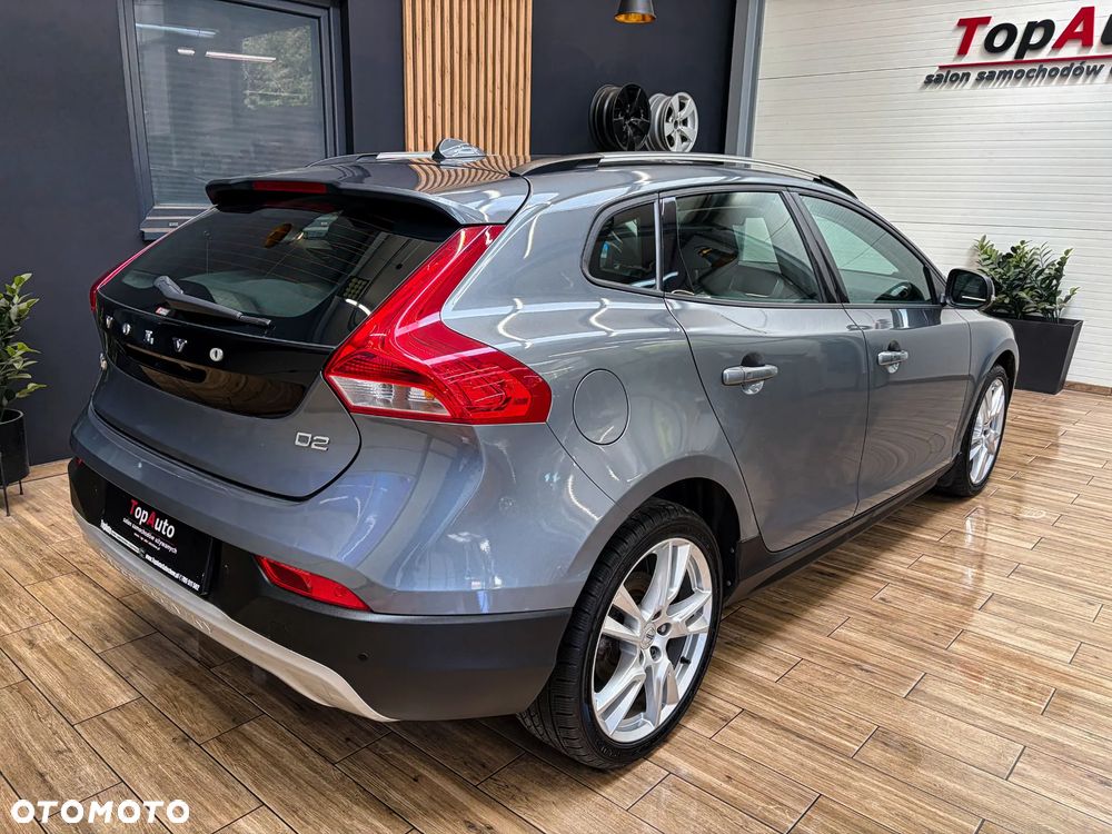 Volvo V40 Cross Country D2 Geartronic Momentum - 8